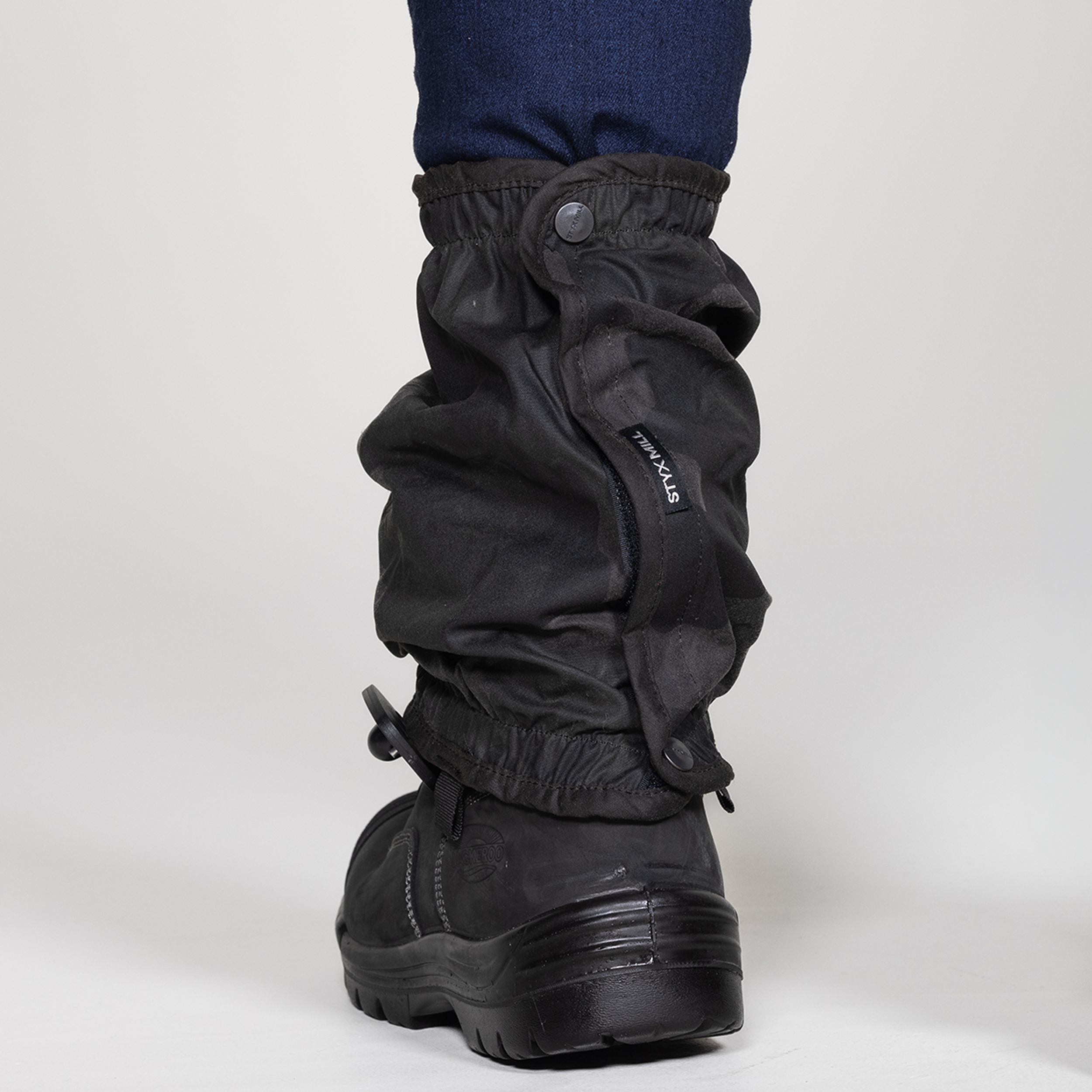 Oilskin Domed Camo Alpha Gaiters